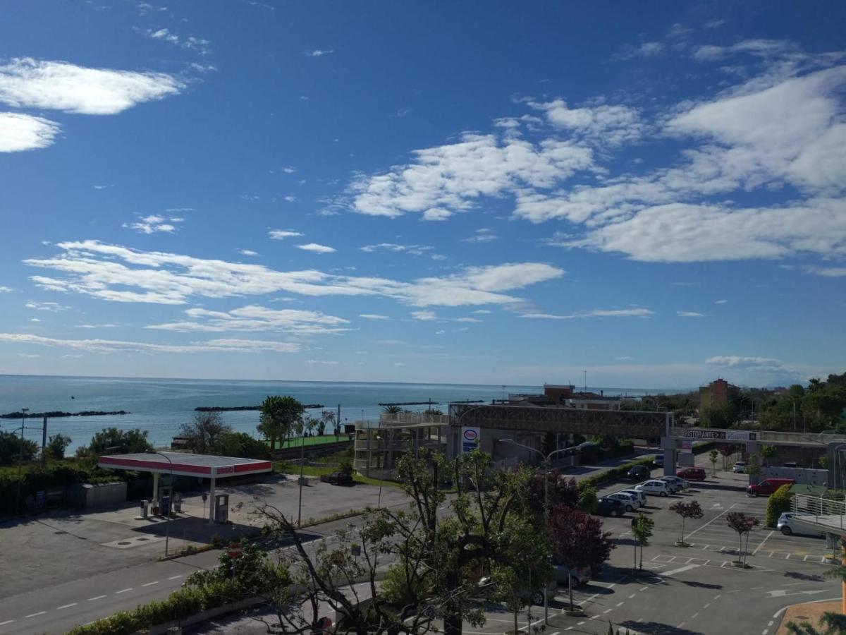 B&B Alba sul Mare Massignano Exterior foto